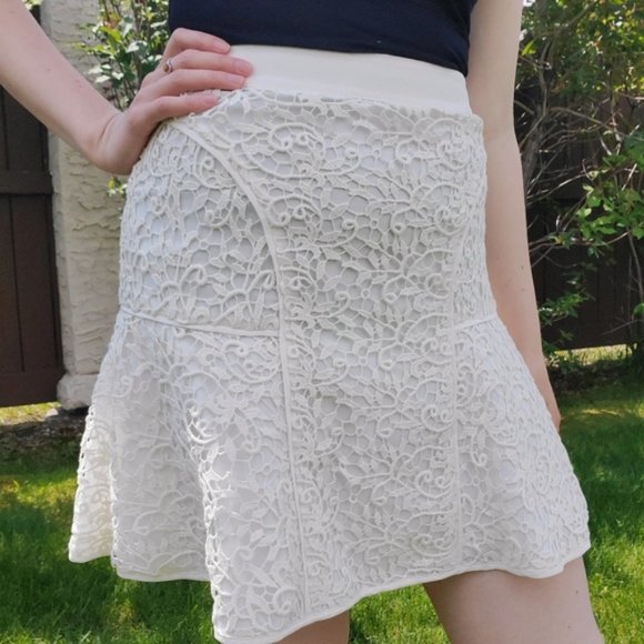 Rebecca Taylor Dresses & Skirts - Rebecca Taylor white crochet mini skirt